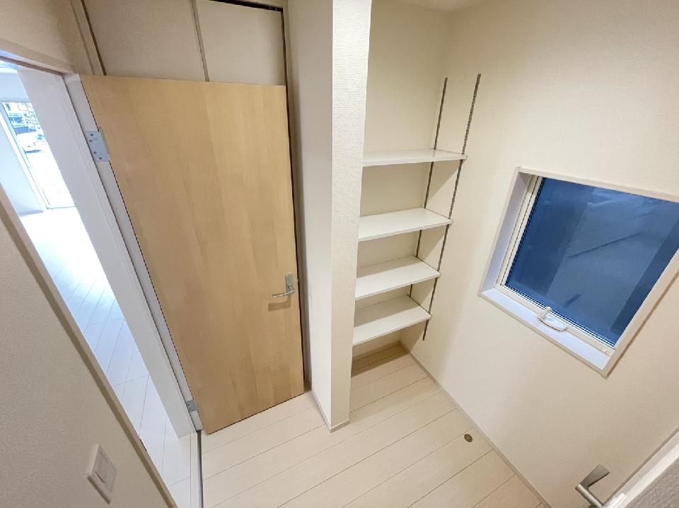 カースペース並列２台可 仲介手数料無料 新築一戸建て 4ldk 納戸 川口市大字安行 全3棟の3号棟 埼玉相互住宅 越谷市 草加市の不動産会社